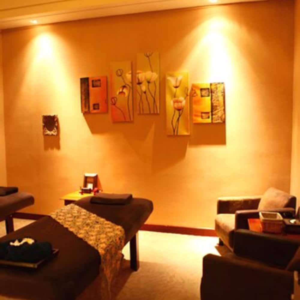Ramada Plaza Yiwu Hotel Yiwu  Exterior photo